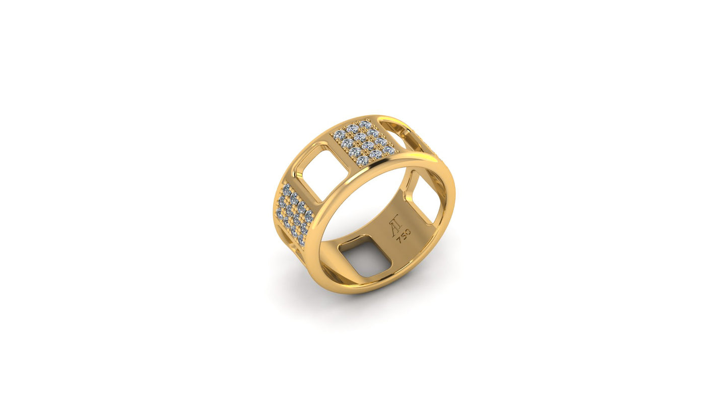 Pavé Ajouré Ring in Yellow Gold with Diamonds