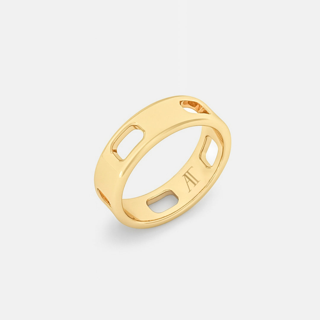 PAVE AJOURE RING, SMALL MODEL - Yellow gold