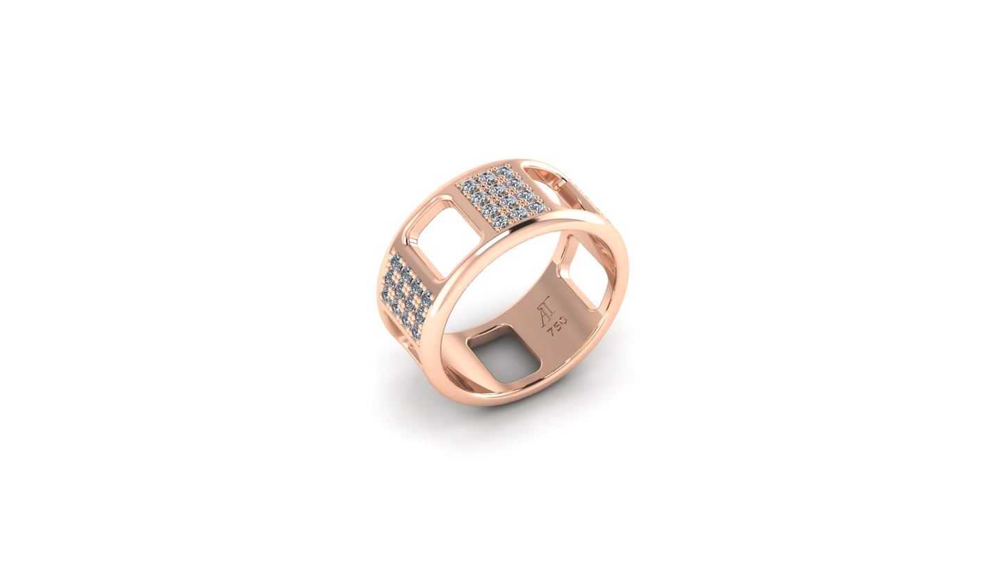 Pavé Ajouré Ring in Rose Gold with Diamonds