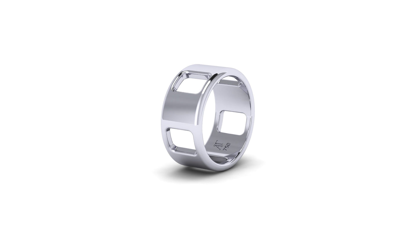 Pavé Ajouré Ring in White Gold