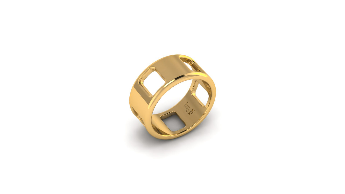 Pavé Ajouré Ring in Yellow Gold