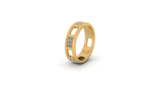 Pavé Ajouré Ring in Yellow Gold with Diamonds - Narrow